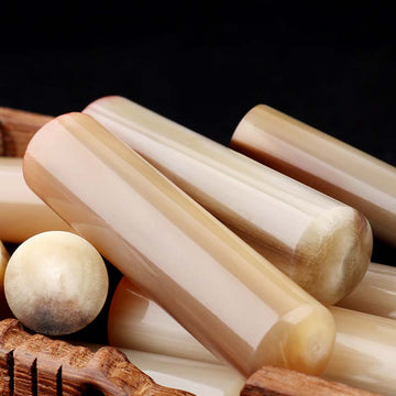 White Bull Horn Circular Seal (Study Abroad | Content Customization)